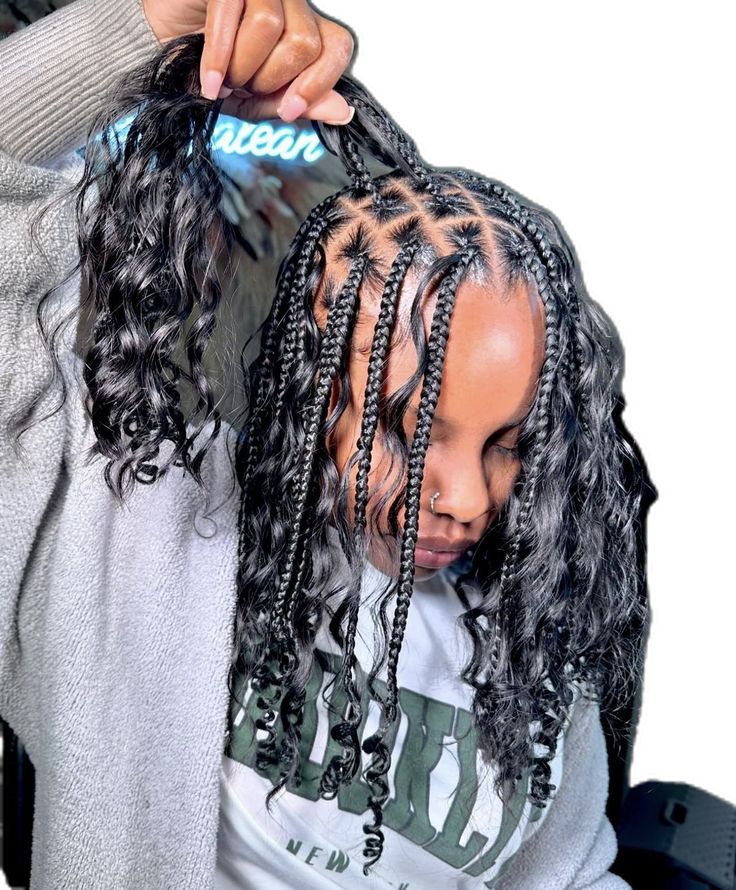 December Books, Summer Hairstyles For Black Women, Short Box Braids Hairstyles, Box Braids Hairstyles For Black Women, Braided Cornrow Hairstyles, Cute Box Braids Hairstyles, Quick Braided Hairstyles, Braided Hairstyles For Teens, Protective Hairstyles Braids