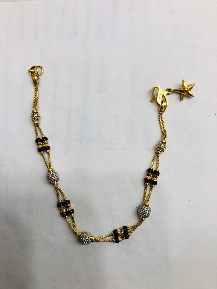 Hand Mangalsutra, Unique Gold Jewelry Designs, Gold Bracelet Simple, Rani Haar, Black Beads Mangalsutra Design, Beaded Jewelry Bracelets, Diamond Bracelet Design, Girl Bracelet, New Gold Jewellery Designs