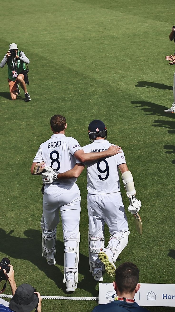 Stuart Broad Jimmy Anderson Retirement Farewell Ashes Cricket Jimmy Anderson, Ashes Cricket, Cricket England, England Cricket Team, Ab De Villiers Photo, Stuart Broad, Live Cricket Streaming, England Cricket, James Anderson