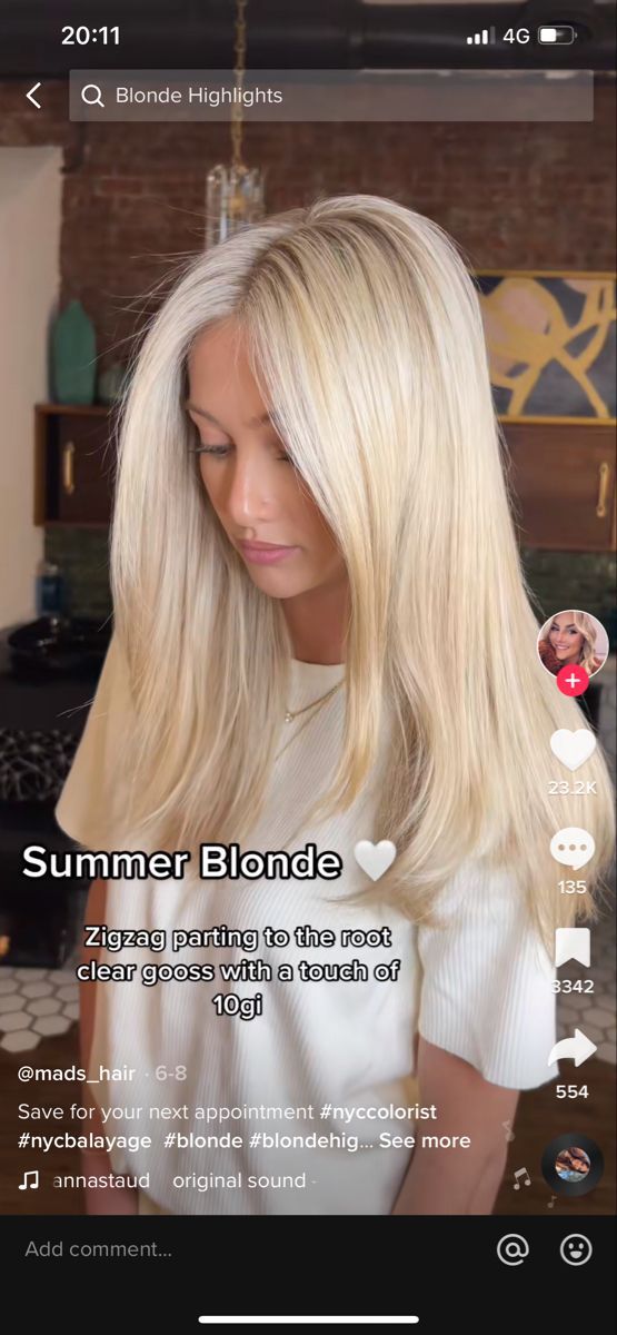 Blonde Hair Honey, Blonde Hair Bright, Photos For Vision Board, Hair Honey Blonde, Creating A Vision, Perfect Blonde Hair, Bright Blonde Hair, Summer Blonde Hair, Light Blonde Hair