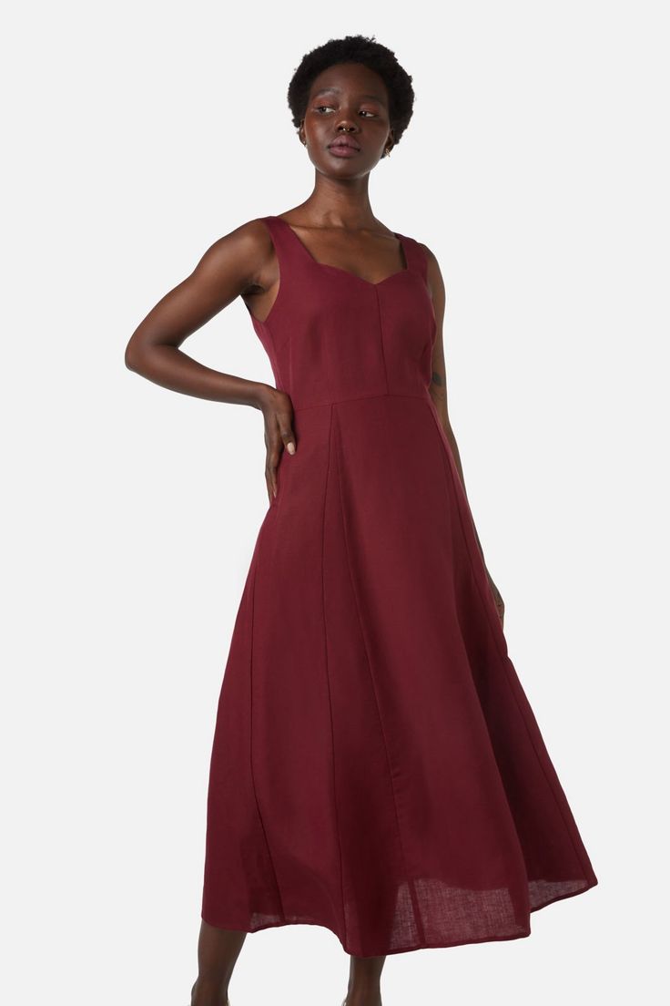 Burgundy midi dress - an elegant fit to flare style in a rich berry tone - rounded v shaped neckline - paneled midi skirt - sleeveless style - invisible back zipper - made of a viscose linen blend - available in berry Product Code: PGFX093 Burgundy Midi Dress, V Shape, Linen Blend, Fabric Care, Berry, Turning, Midi Skirt, Midi Dress, Zipper