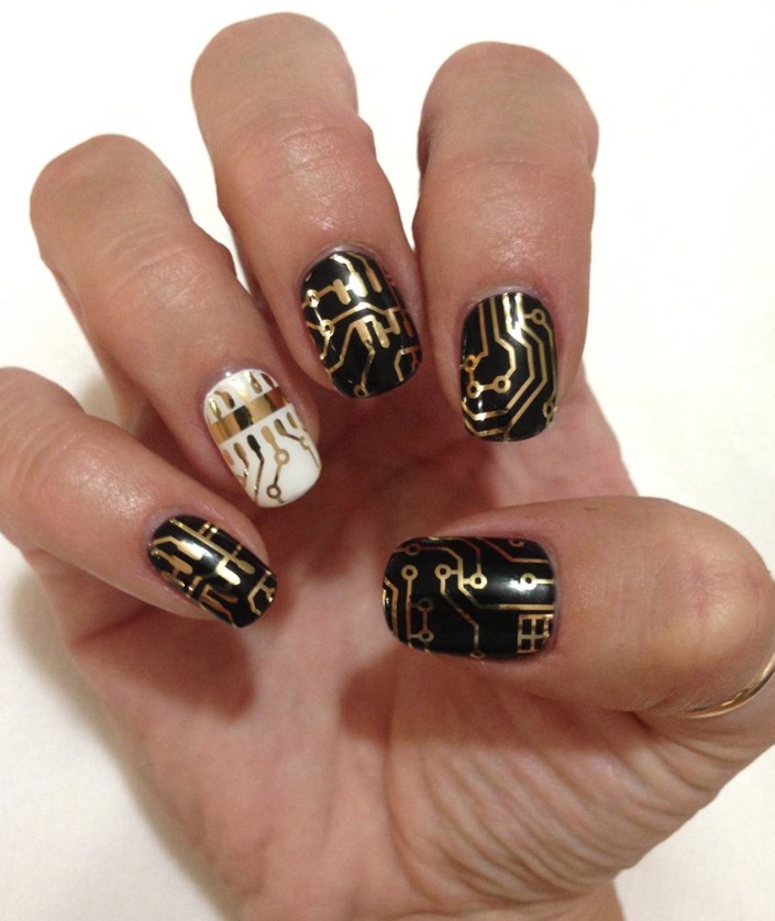 Minx in Zowie Golden Lightning Circuit Board Nail Designs 2014, Star Wars Nails, Minx Nails, Art Appliqué, Vacation Nails, Nail Polish Designs, Cute Nail Art, Cute Nail Designs, Nail Art Inspiration