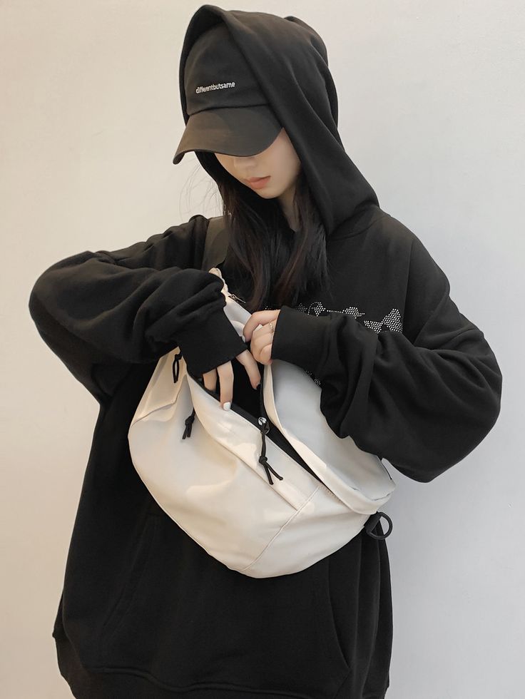 Light Grey Cool Collar  Nylon Plain Waist Bag Embellished   Women Bags Shein Acubi Outfit, Fanny Pack Outfit, Waist Bag Women, Fanny Pack Women, Sling Bag For Men, Striped Tunic Dress, Messenger Bag Men, Clothing Inspiration, Bag Light