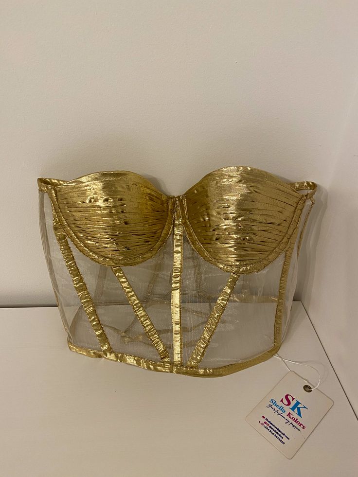 Metallic Bustier Top, Gold Underbust Corset, Gold Corset Belt, Metallic Corset Outfit, Gold Corset Outfit, Make A Corset Top, Aesthetic Corset Top, Corset Top Fashion, Metallic Corset Top