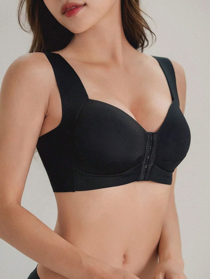 Pattern Type:Plain Bra Type:Strapless Wires:Wireless Lining Level:Lightly Lined Fabric:Slight Stretch Material:Knitted Fabric Composition:90% Polyamide. 10% Elastane Care Instructions:Hand wash or professional dry clean Chest pad:Non Removable Padding Summer Bra With Medium Bust Support In Black, Black Strapless Bra With Medium Bust Support, Black Bra With Medium Bust Support For Summer, Black Seamless Camisole Bra, Black Bra With Medium Bust Support And Stretch, Black Seamless Bandeau Bra, Black Seamless Bandeau Intimate, Black Camisole Bra With Removable Pads, Fitted Black Bandeau Bra