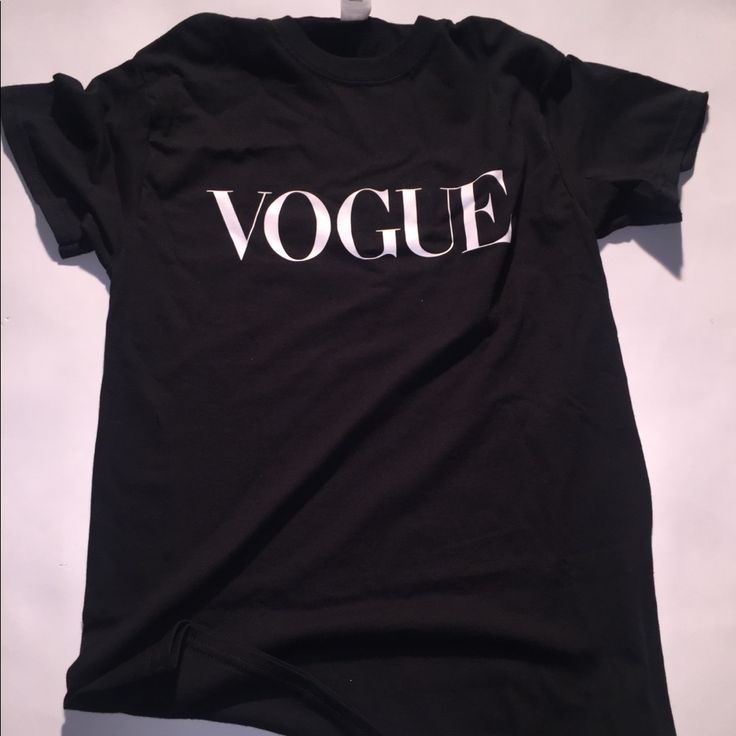 Stand Out With This Vogue T-Shirt Black Slogan Shirt For Spring, Trendy Black T-shirt With Text Print, Trendy Forever 21 Tops With Graphic Print, Forever 21 Summer Graphic Tee, Trendy Black Shirt With Text Print, Forever 21 Letter Print T-shirt For Streetwear, Forever 21 Graphic Tee For Streetwear, Forever 21 Letter Print Summer Tops, Forever 21 Summer Tops With Letter Print