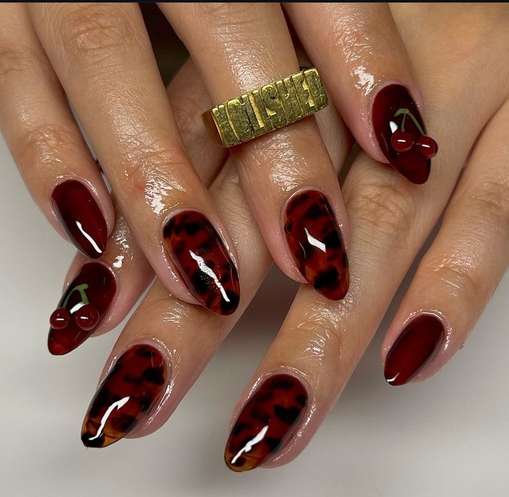 Red Leapord Nails, Dark Red Leopard Print Nails, Short Dark Red Nails With Design, Leopard Red Nails, Short Nails Leopard, Red And Leopard Print Nails, Red Leopard Nails, Red Leopard Print Nails, Red Cheetah Nails