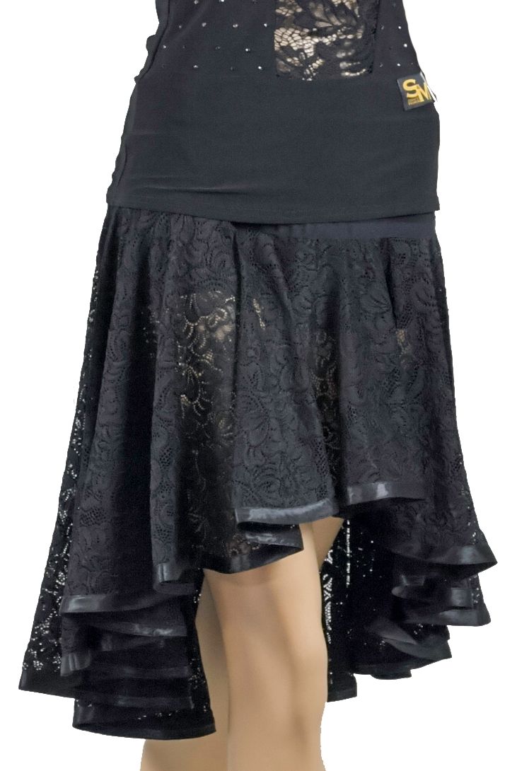 Stretch knit high-low skirt Circle lace flounce Underpants Satin trim Elastic band Gothic Fitted Skirt For Party, Lace Party Skirt With Lining, Lace Lined Skirt For Party, Lace Skirt For Party, Long Lace Skirt For Evening, Long Lace Evening Skirt, Elegant Black Lace Bottoms, Evening Long Lace Skirt, Fitted Gothic Party Skirt