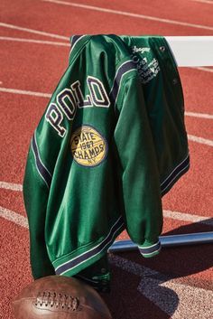 Varsity Jacket Photoshoot Ideas, Jacket Photoshoot Ideas, Ralph Lauren Editorial, Vintage Sports Aesthetic, Varsity Aesthetic, Photo Basket, Letterman Jacket Patches, British Country Style, Vintage Varsity Jacket