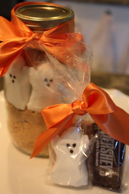 halloween treat in a jar with ghost candies