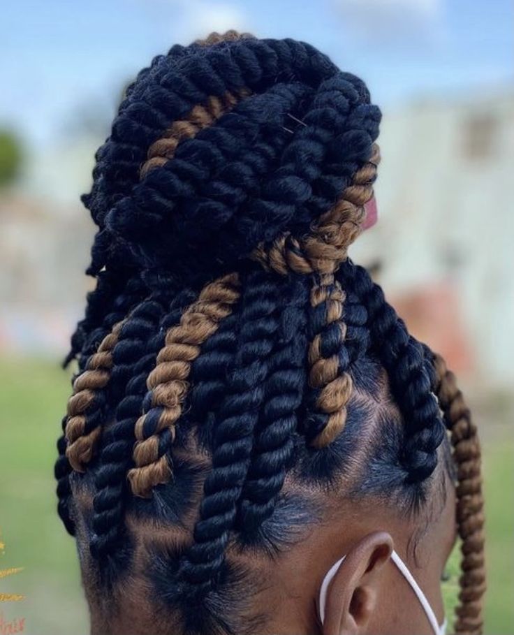 Chunky Twists With Extensions, Cuban Twist Braids, Jamaican Twist Braid Hairstyles, Jumbo Styles, Jumbo Rope Twist, Afro Twists, Braided Twists, 2025 Hairstyles, Large Braids