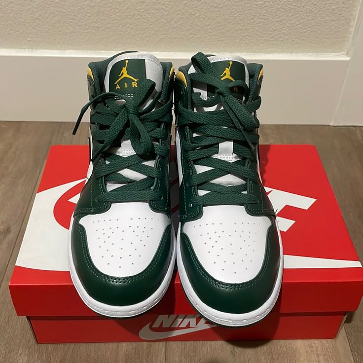 New Condition. Kids Size 5y = Us Women 6-6.5 Green High-top Jordan Shoes With Rubber Sole, Green High-top Basketball Shoes With Laces, Nike Green Lace-up High-top Sneakers, Green High-top Sneakers With Laces, Green High-top Sneakers With Round Toe, Green Mid-top Jordan Shoes With Boost Midsole, Sporty Green Jordan Shoes With Round Toe, Green Jordan Shoes With Boost Midsole And Round Toe, Green Custom Sneakers With Boost Midsole