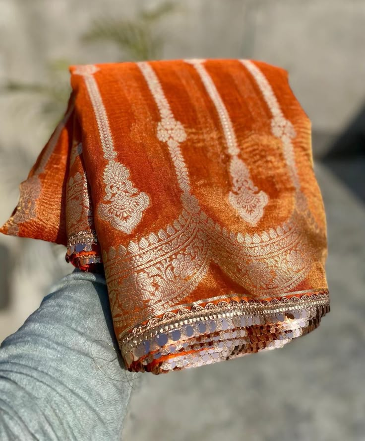 New Banarasi crushed tissue katan silk saree with beautiful zari weaving all over the body and rich border with lace work and rich pallu with blouse now at just 💕₹1300+shipping For orders contact what's app no-9345417049 Kerala Saree Blouse Designs, Tissue Silk Saree, Simple Saree Designs, Embroidery Border, New Saree Designs, Traditional Blouse Designs, Wedding Saree Collection, Modern Saree, Stitching Dresses