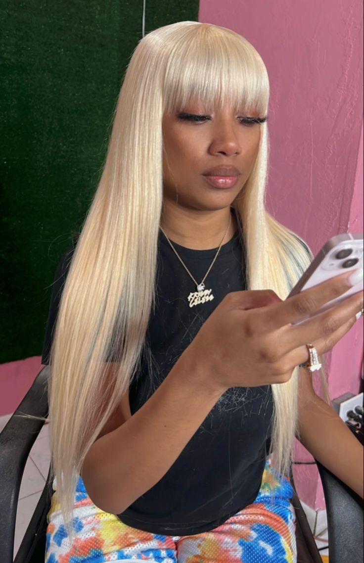 Blonde Chinese Bangs Black Women, Blonde Frontal With Bangs, 613 Wig With Bangs, Blonde Bang Wig Black Women, Side Part 613 Bob, Blonde Straight Hair Black Women, Blond Wig With Bangs, Blonde Wig With Bangs Black Women, Blonde Wig Bangs