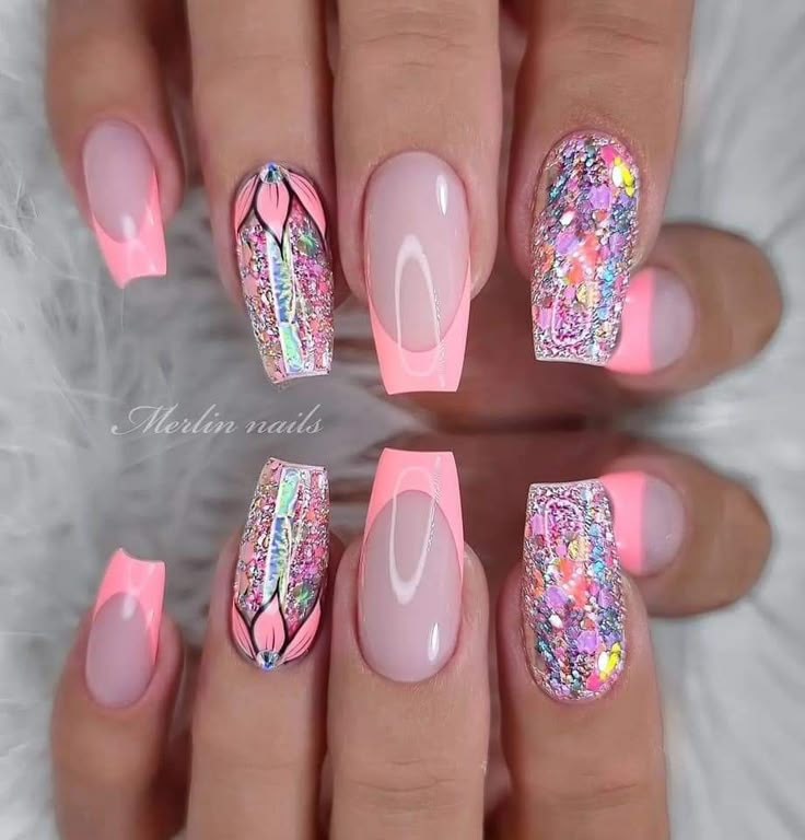 Pink Chrome Nails, Confetti Nails, Pink Glitter Nails, Fancy Nails Designs, Stylish Nails Designs, Pretty Nail Art Designs, White Nail Designs, Party Nails, Acrylic Nails Coffin Short