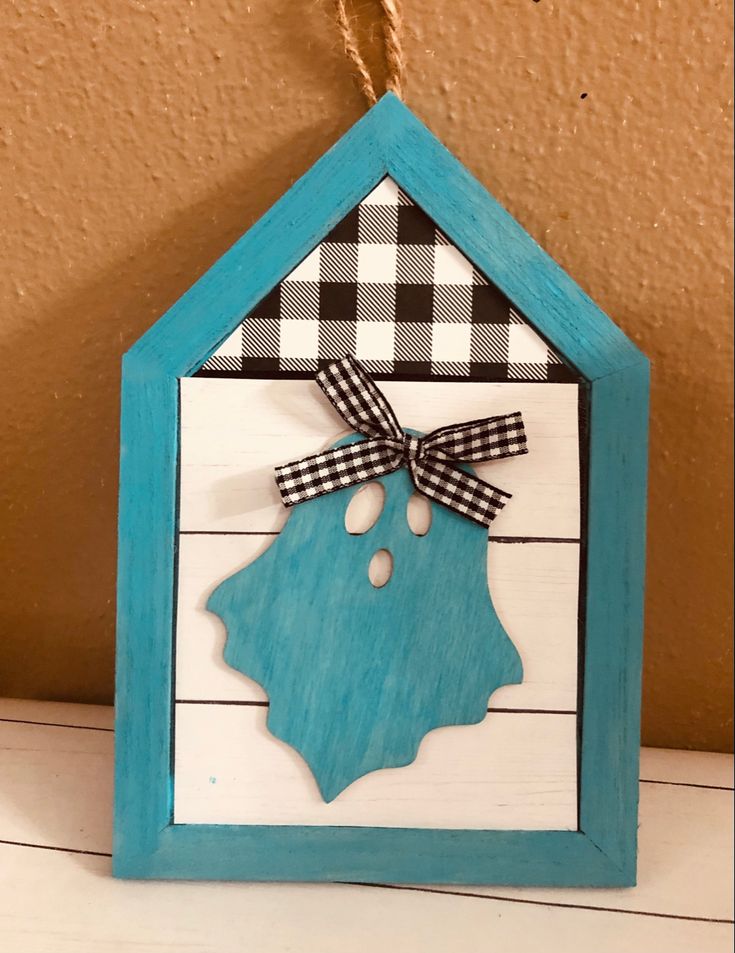 diy-dollar tree-fall-halloween-house-chalkboard-sign-decor-ghost-turquoise-buffalo check Ghost Signs, Pumpkin Leaves, Fall Crafts Diy, Autumn Crafts, Diy Pumpkin, Chalkboard Signs, Fall Decor Diy, Dollar Tree Diy, Buffalo Check