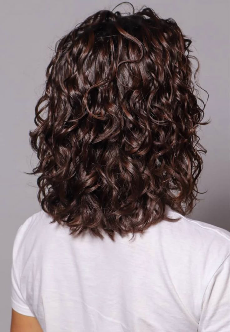 #avedaibw Magical Hairstyles, Mid Length Curly Hairstyles, Low Porosity Hair Care, Shoulder Length Wavy Hair, Shoulder Length Curly Hair, Low Porosity Hair, New Hair Styles, Ag Hair Products, Curly Styles