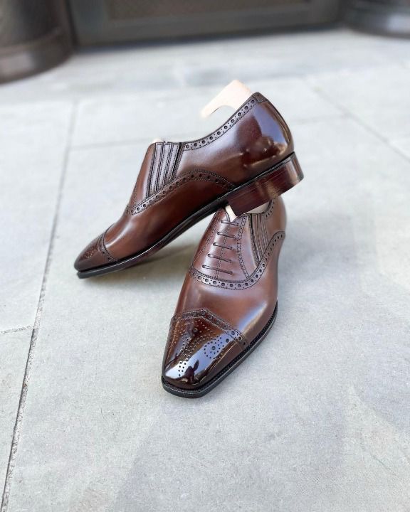 Handmade Men Brown Leather Chelsea Oxford Shoes on Storenvy Luxury Leather-lined Oxfords, Luxury Brown Leather Oxfords, Luxury Brown Oxford Men's Shoes, Luxury Men's Semi-formal Oxford Shoes, Masculine Leather-lined Oxfords For Derby, Stylish Mens Suits, Quality Leather Boots, Custom Design Shoes, Gentleman Shoes