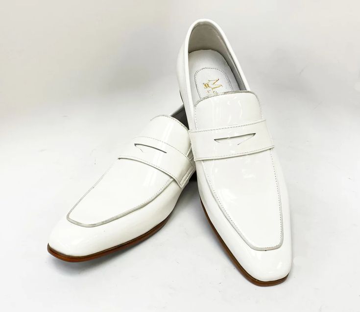 Style: 2240-12P-White – C&E Fashions Modern White Slip-ons For Work, White Almond Toe Slip-ons For Business, White Leather Slip-ons For Office, White Moccasins For Business In Spring, White Round Toe Dress Shoes For Office, Classic White Almond Toe Slip-ons, Elegant White Leather Slip-ons, White Fitted Leather Shoes For Spring, Elegant White Slip-ons For Office