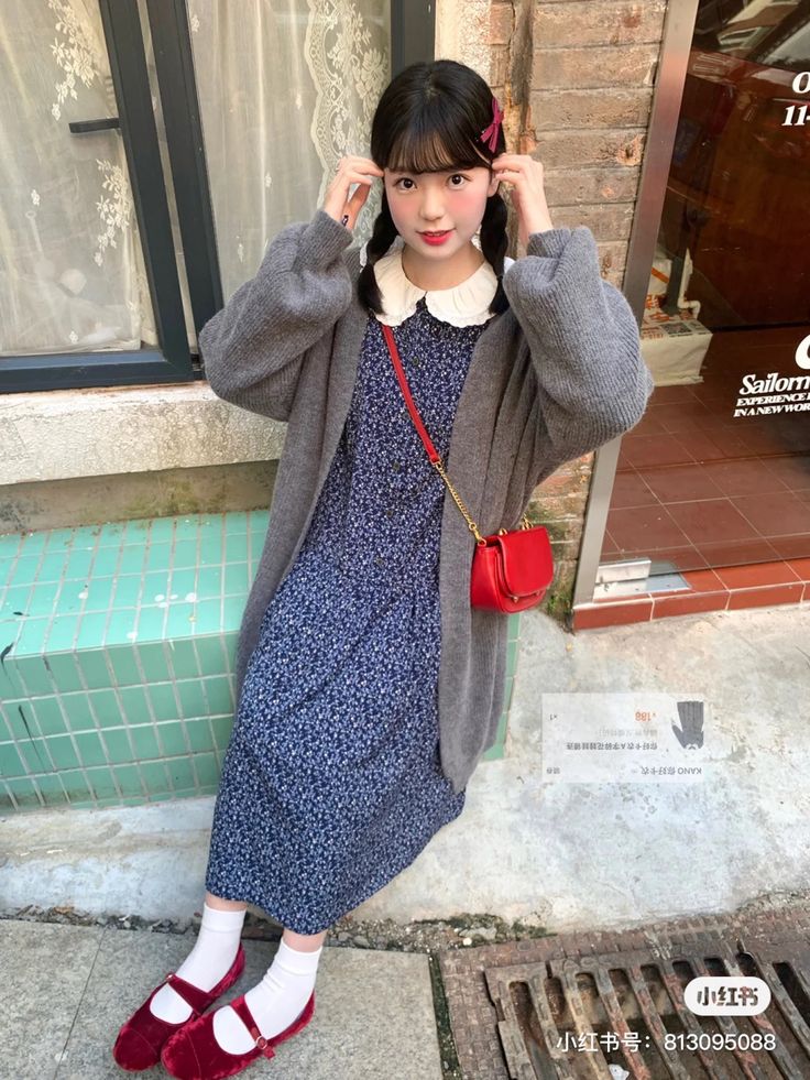 Japanese Style Outfits, Japanese Outfits Casual, Mary Jane Outfit, Young Women Outfits, Japan Outfits, Modesty Outfits, Fashion Inspiration Design, Japanese Outfits, Japan Fashion