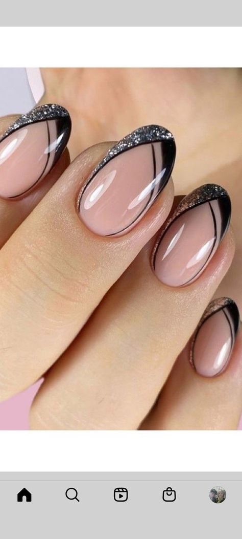 Sophisticated Nails Classy Chic, Cat Eye French Tip Nails Almond, Classic Nail Designs Elegant, Purple And Silver Nails, Oval Nails Designs, Nail Art Images, French Tip Nail Designs, Fancy Nails Designs, Trendy Nail Art Designs