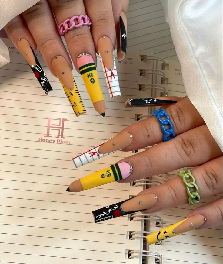 Back To School Nail Designs, School Nail Designs, Spongebob Nails, Theme Nails, Back To School Theme, 3d Nail Art Designs, Nail Pics, Themed Nails, Nail Salon Design