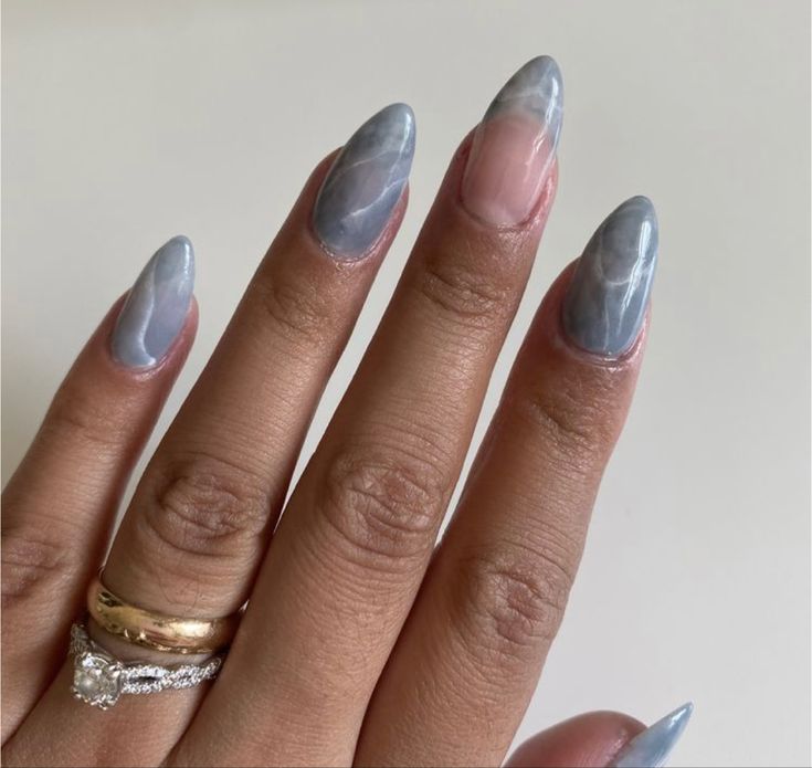 Marmor Nails, Blue Marble Nails, Blue Prom Nails, Grey Nail Designs, Marble Nail Designs, Nail Looks, Indigo Nails, Cute Gel Nails, Oval Nails