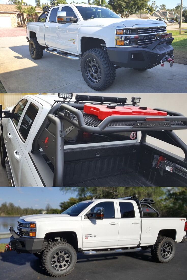 there are two pictures of the same truck