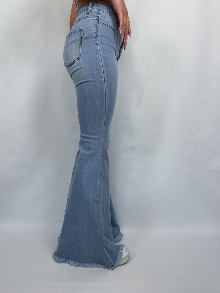 Bia Bell Bottom Jeans Jeans are true to size! Oversized (extremely long) Size runs small Wide leg Back pockets Stretchy Unfinished hem High waisted Belt loops on waist Model is 5'7 wearing a size 7 Fabric: 60%Cotton, 32%Modal, 7%T400, 1%Lycra Bell Jeans, Bottom Jeans, Bell Bottom, Sweater Set, Blazer Dress, Flare Skirt, Bell Bottoms, Bell Bottom Jeans, Womens Clothing Tops