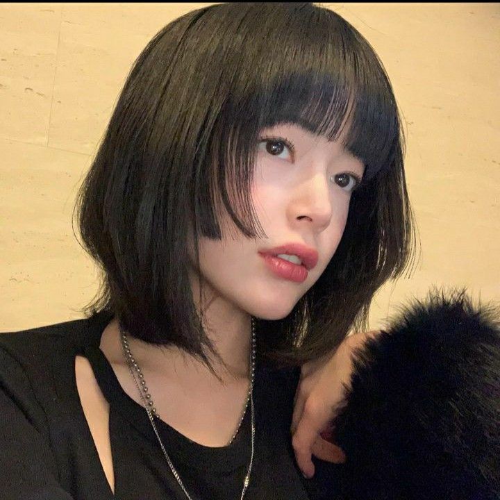 Hime Haircut, Tired Woman, 앞머리 스타일, Hime Cut, No Bangs, Asian Short Hair, Hair Inspiration Short, 짧은 머리, Hair Collection