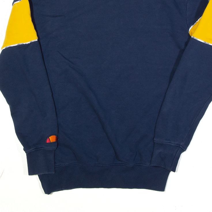 Item is in good used condition. Label says size 6. >Size: XS >Armpit To Armpit: 19" >Armpit To Cuff: 18" >Collar To Hem: 25" Blue Crew Neck Top For College, Blue Tops With Ribbed Cuffs For Streetwear, Blue Cotton Sweatshirt For College, Navy Sporty Sweater For Streetwear, Blue Sweats For College In Fall, Blue Fall Sweats For College, Casual Blue Sweatshirt For College, Blue Hoodie With Ribbed Cuffs And Crew Neck, Blue Crew Neck Hoodie For College