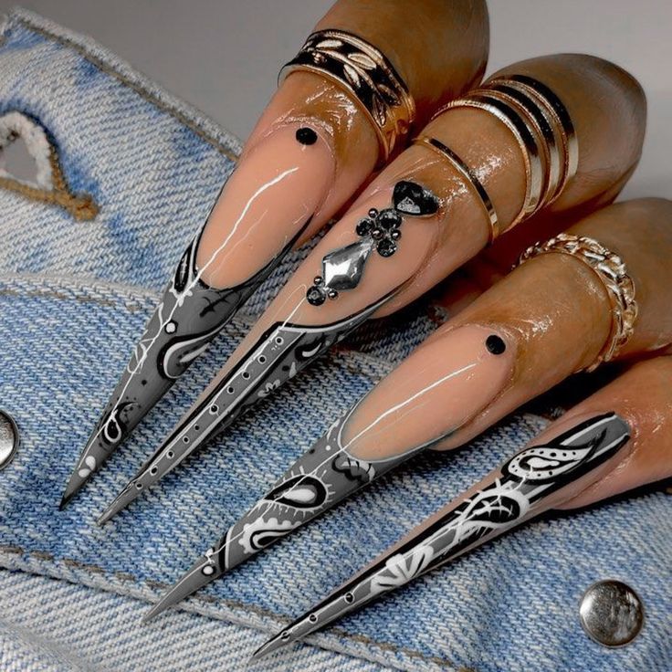 Xxxl Stiletto Nails, Detailed Nails, Video Nails, Bandana Nails, Nail Parlour, Poppin Nails, Encapsulated Nails, 3d Nail Art Designs, Green Nail Designs