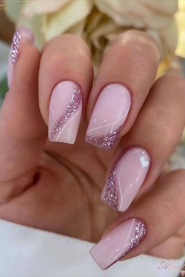 #nails #nailsinstagram #beautifulnails #pinknails #basicnails #unhas #unhasbonitas #unhasbasica Nailart Tutorial, Fancy Nails Designs, Colorful Nails, Work Nails, White Nail, Short Acrylic Nails Designs, Classy Nails, Fancy Nails, Short Acrylic Nails