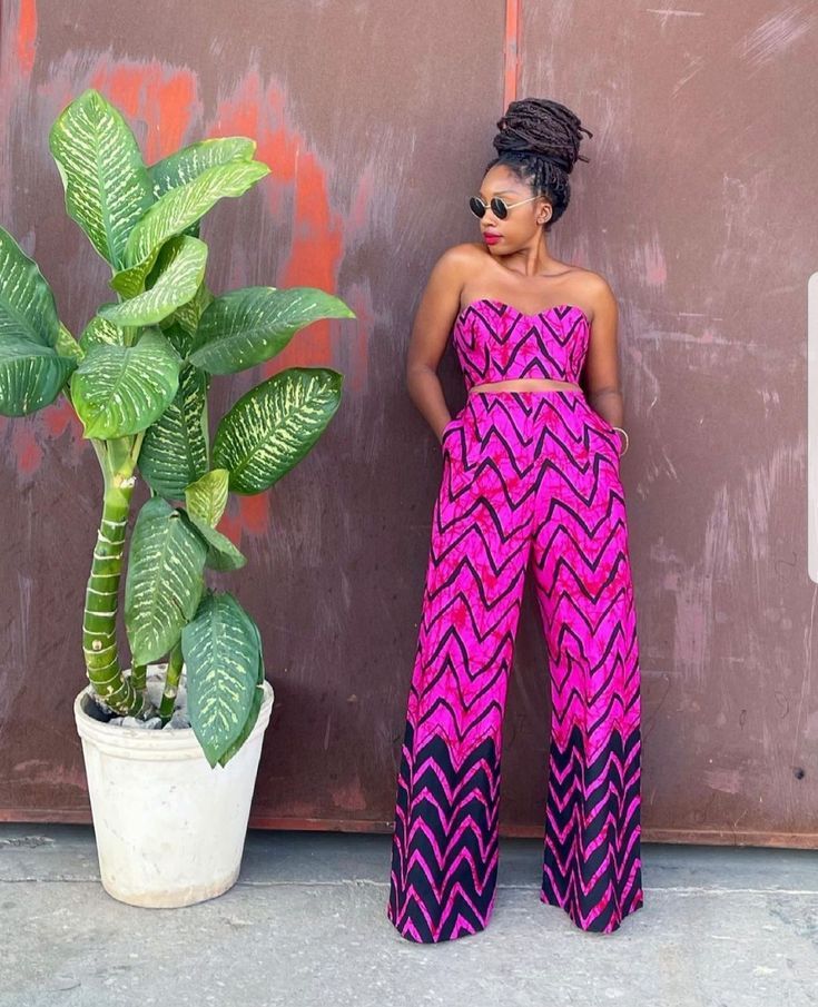 African Wear For Women, African Print Jumpsuit, Goddess Fashion, Look Rose, Afrikaanse Mode, African Inspired Clothing, African Fashion Traditional, African Inspired Fashion, Ankara Style