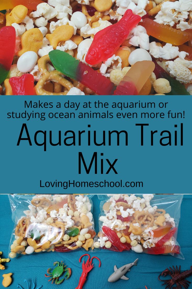 an aquarium trail mix is shown with the words make a day at the aquarium or studying ocean animals even more fun