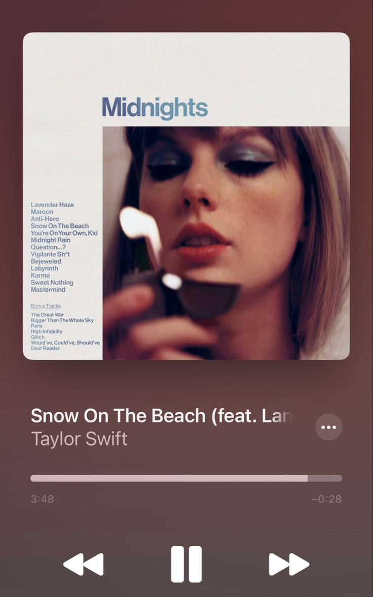 an mp3 player with the words snow on the beach and taylor swift, lana del ray