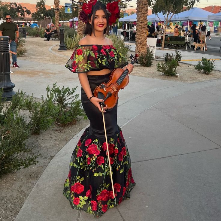 Taffeta Fabric Stretch Mexican Two Piece Dress, Mexican Inspired Outfit Women, Old Mexican Dresses, Traditional Latina Clothing, Female Mariachi Outfit, Dia De Los Muertos Dresses For Women, Mexican Outfits For Women Party, Traditional Mexican Outfits For Women, Mexican Party Outfit Women