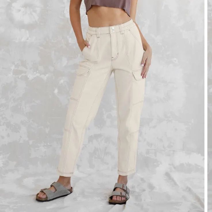 High Rise Denim Material Cargo Pants In Cream. Size Large (Fits Like An 8) Mom Fit Wide Leg Pants With Pockets, Mom Fit Straight Leg Pants With Pockets, Straight Leg Mom Fit Pants With Pockets, Relaxed Fit Cargo Bottoms For Spring, Spring Cargo Style Relaxed Fit Bottoms, Spring Relaxed Fit Cargo Bottoms, Mid-rise Beige Cotton Cargo Jeans, Spring Utility Mid-rise Bottoms, Mom Fit Tapered Leg Bottoms With Pockets