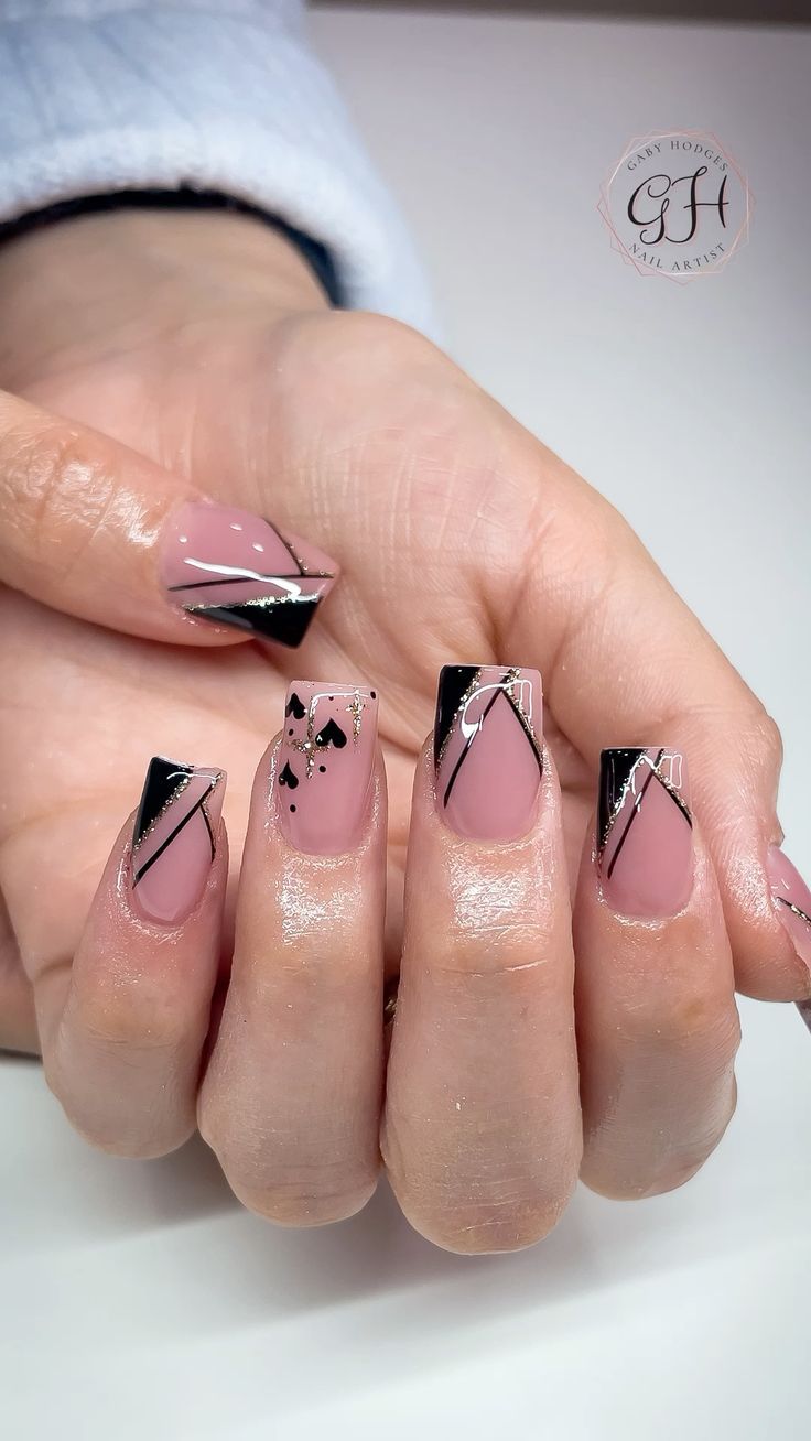 Black And White Nail Designs Short, Two Color French Nails, Gel French Manicure Designs, Nails For Wedding Guest Classy, Black French Nails With Design, Black Pink Nail Art, Frenchies Acrylic Nails, Pink And Black Nail Art, Gel Manicure Ideas