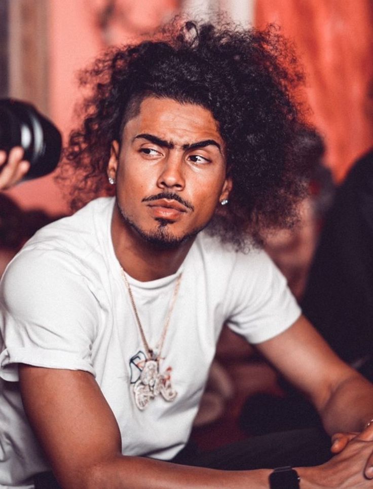 Quincy Brown Quincy Brown, Chocolate Men, Family Forever, Instagram Baddie, Baddie Fits, Cute Black Guys, Long Curly Hair, Black Boys, Long Curly