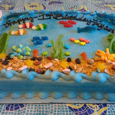 a birthday cake that looks like it is under the sea