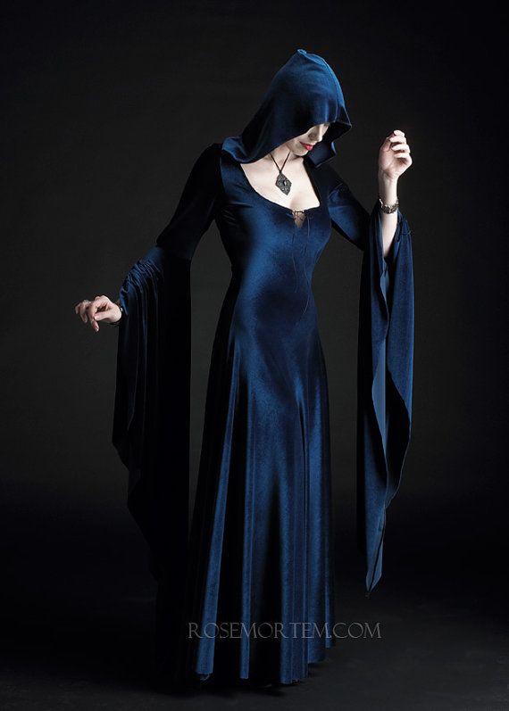 Inganno Hooded Gown, Handfasting Dress, Cloak Dress, Medieval Gown, Yennefer Of Vengerberg, Elegant Gothic, Medieval Dress, Hooded Dress, Gothic Dress