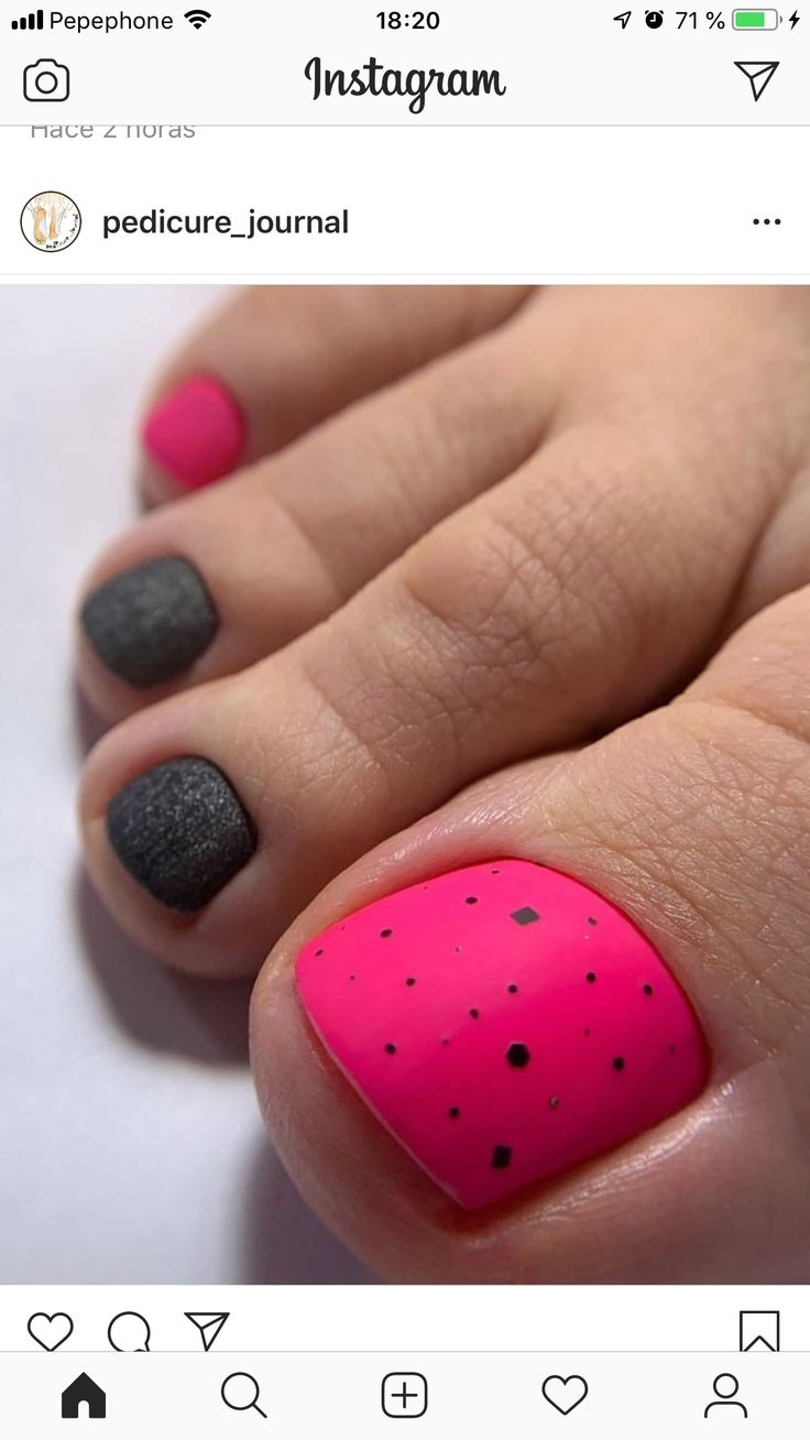 Summer Pedicure Designs Bright Colors, Spring Toes Nails, Gel Pedicure Toes Summer, Summer Pedicure Designs Toenails, Cute Toenail Designs For Summer, Fall Toe Nail Designs Pedicures, Fun Toe Nail Designs, Spring Pedicure Ideas Toenails, Spring Toe Nails