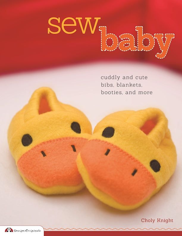 the cover of sew baby book shows two slippers with an image of a giraffe