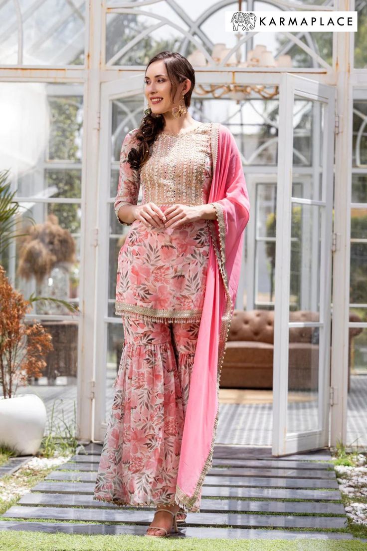 LUXE SWEET PEACH GEORGETTE FLORAL SHARARA SUIT SET Floral Sharara Suit, Printed Sharara Suit, Floral Sharara, Suit Designs Indian Style, Printed Sharara, Contrast Dupatta, Punjabi Suits Party Wear, Suits For Women Indian, Gharara Suits