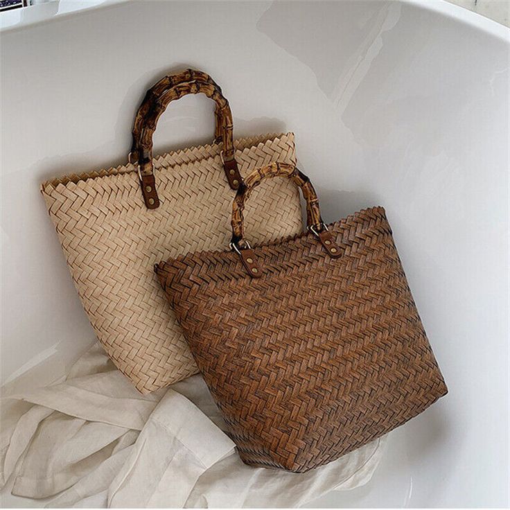 This item is for 1 X crossbody bag. Lady Straw Woven Handbag Large Vintage Style Tote Bamboo Handle Weaving Beach Colour: beige,brown Material: PE Width: 11.4*10.6*4.7in Large Woven Basket, Rattan Handbags, Straw Beach Bag, Basket Tote, نظارات شمسية, Straw Handbags, Rattan Bag, Handbags Casual, Woven Tote Bag