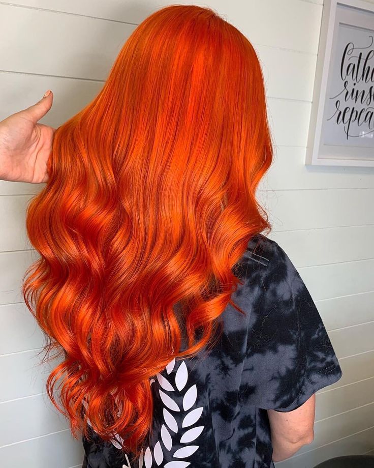 Overtone Hair Color, Overtone Hair, Wigs Party, Cheveux Oranges, Hair Color Orange, Ginger Hair Color, Deck Lights, Image Description, Hair Life