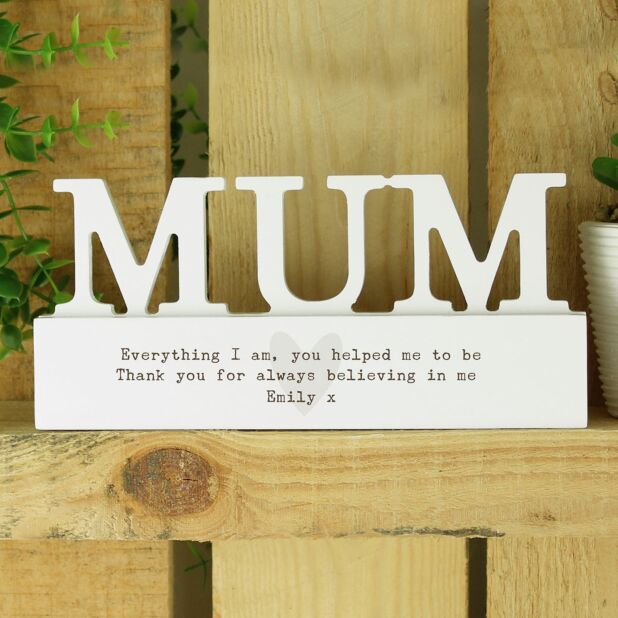 a wooden sign that says mum on it