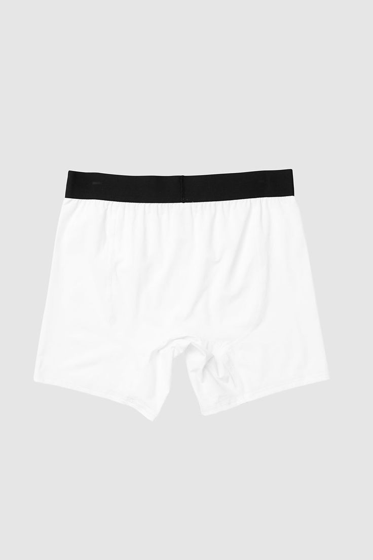 Sleek with a second-skin fit, these performance boxers bring out your best moves. They’re constructed from a super soft, stretchy, supportive fabric for a glove-like feel every time. The elastic waistband is dialed-in, too—it’s snug, soft to the touch, and stays in place without pinching or rolling. White Sporty Boxer Briefs With Logo Waistband, Sporty Boxer Briefs With Logo Waistband, Sporty Fitted Multi-pack Boxer Briefs, White Stretch Bottoms With Logo Waistband, Sports Stretch Boxer Briefs With Logo Waistband, Fitted Multi-pack Boxer Briefs For Workout, Solid Sports Bottoms With Logo Waistband, Sporty Multi-pack Gym Bottoms, Nylon Boxer Briefs Multi-pack