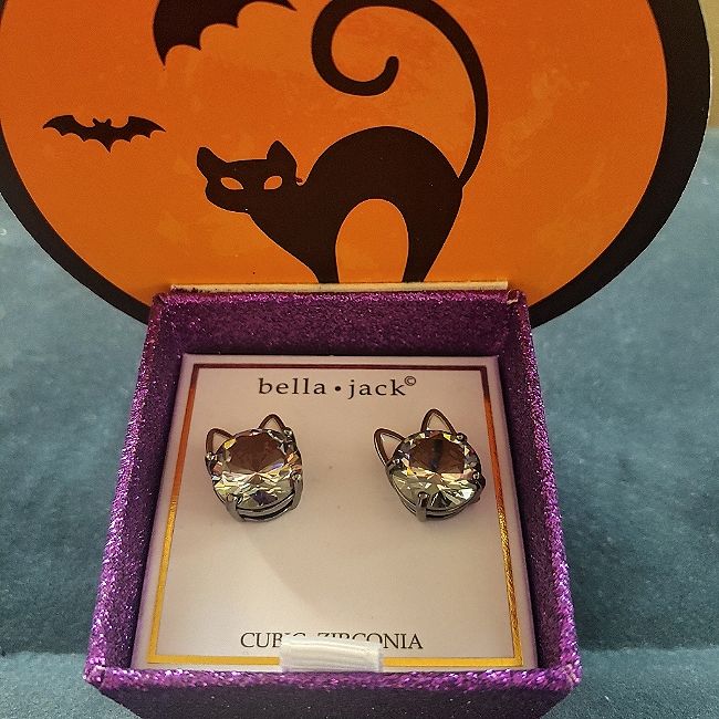 Stunning Bella Jack Earrings Sparkle Cubic Zirconia Packaged In Halloween Box . Silver Cat Design Jewelry With Cat Ears, Silver Cat Ears Jewelry, Halloween Cat Ears Earrings, Elegant Cat Design Jewelry For Party, Elegant Party Jewelry With Cat Design, Party Jewelry With Cat Design And Cat Ears, Silver Earrings For Halloween Gift, Party Jewelry With Cat Design, Silver Halloween Party Earrings